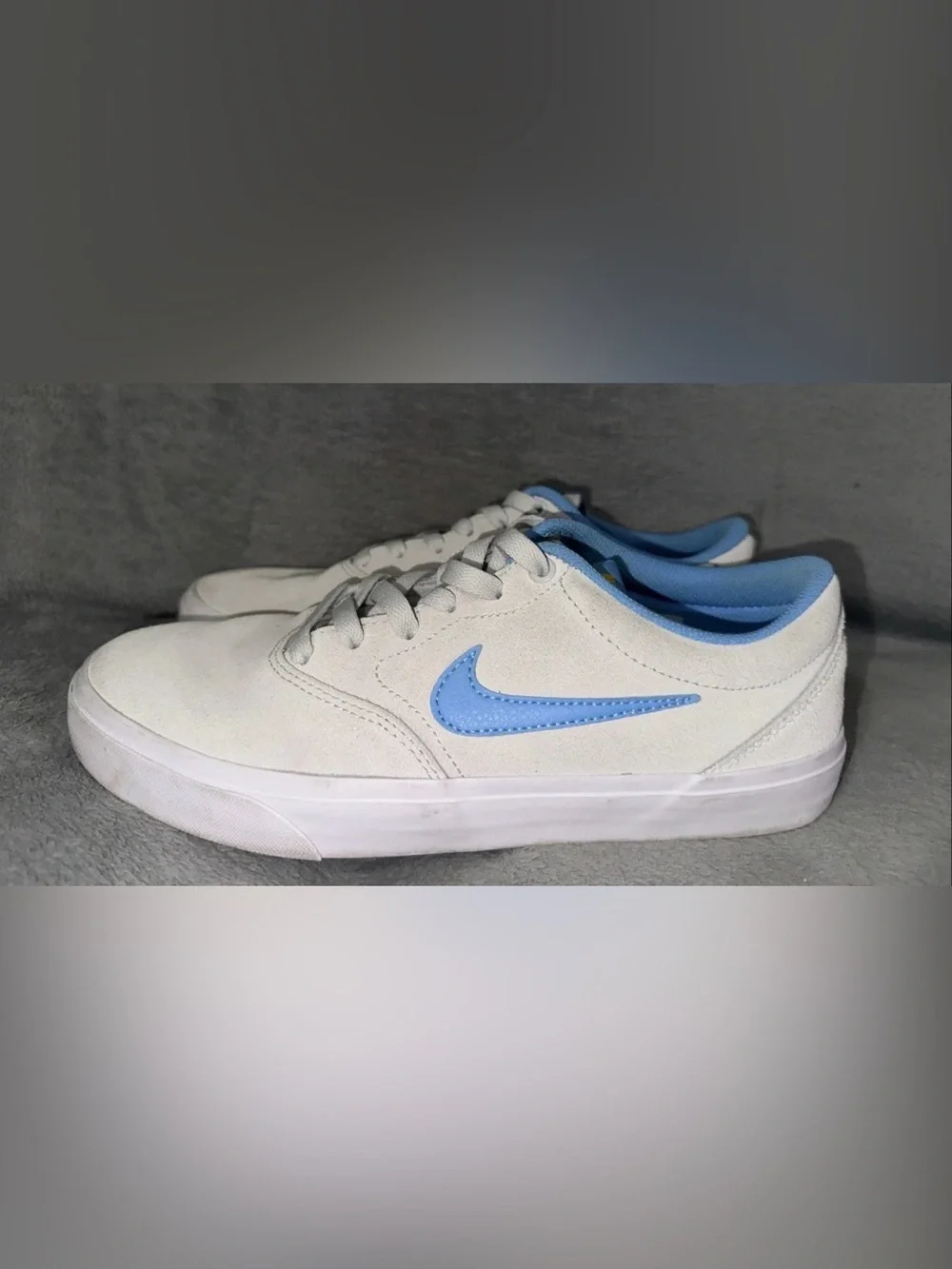 Nike classic low